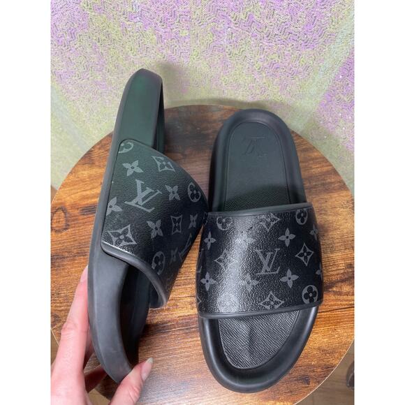 Louis Vuitton Black Monogram Eclipse Waterfront Rubber Pool Slides Mules Men 11 main image 8